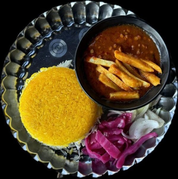 خورشت قیمه دوستانه با برنج زعفرانی